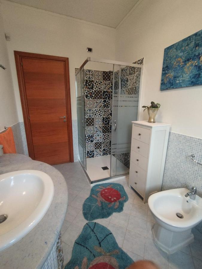 Ndiscialamu Casa Vacanze Palmi Esterno foto