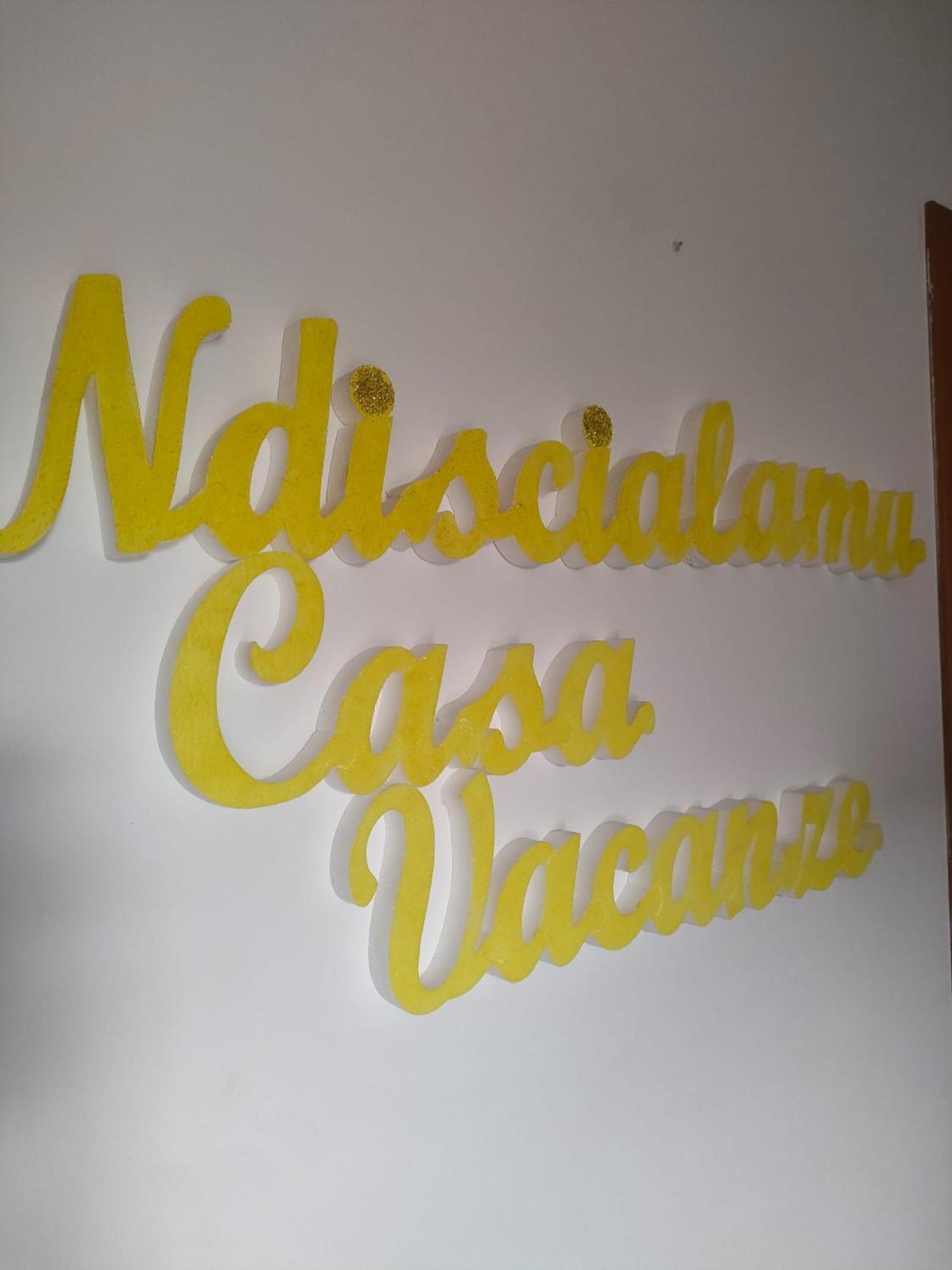 Ndiscialamu Casa Vacanze Palmi Esterno foto